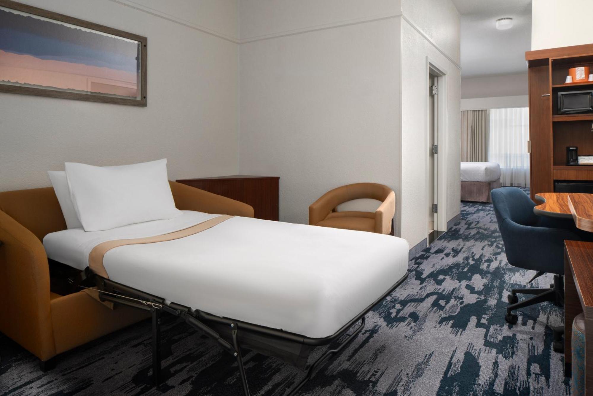 Fairfield Inn & Suites By Marriott Chesapeake Suffolk Exterior photo