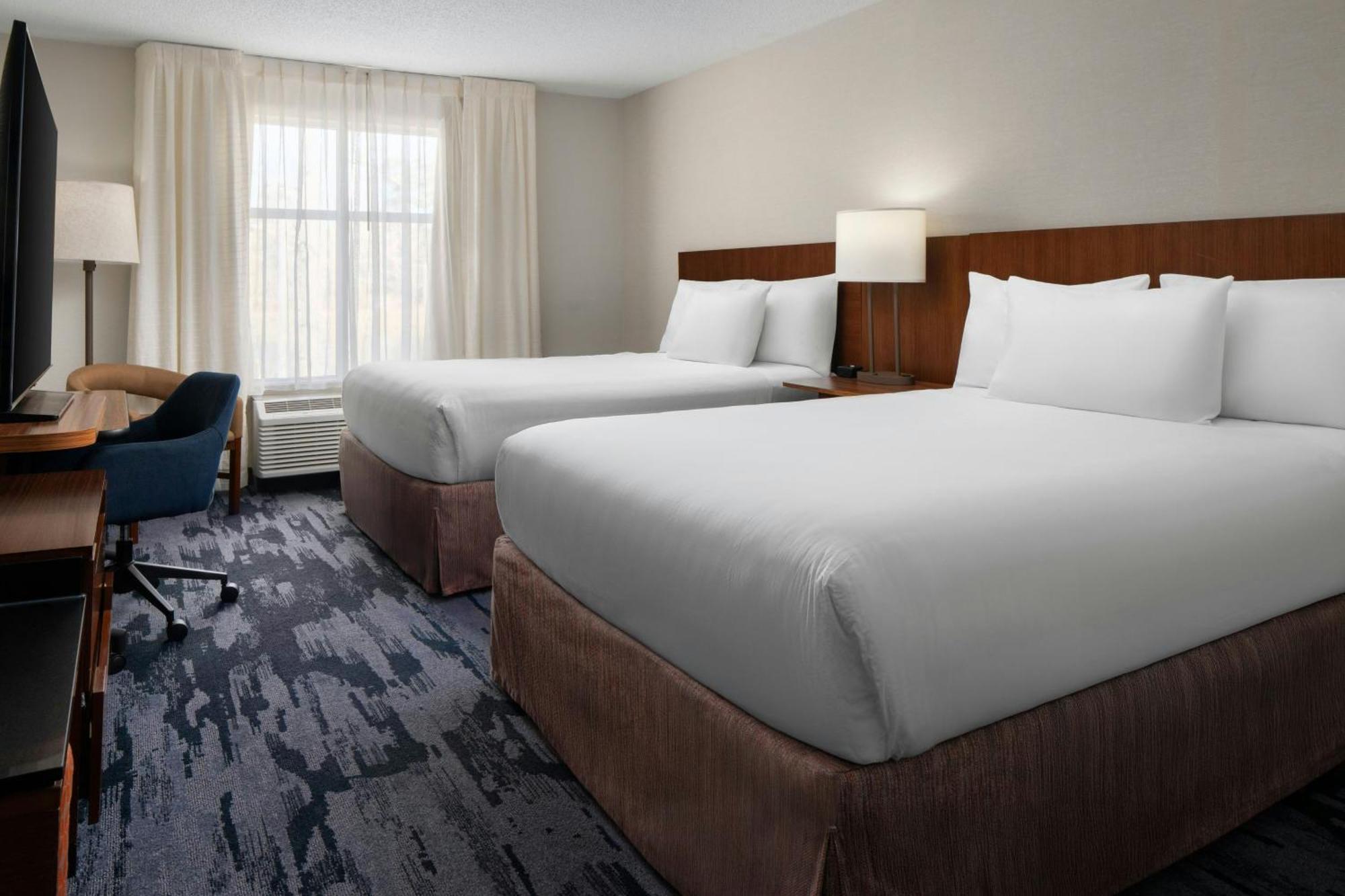 Fairfield Inn & Suites By Marriott Chesapeake Suffolk Exterior photo
